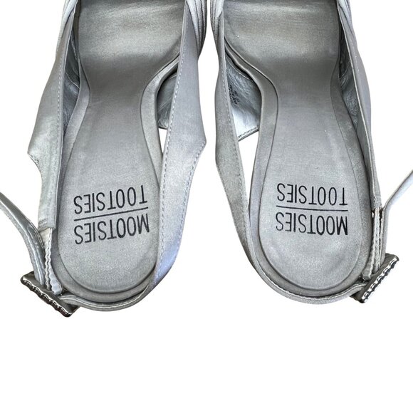 Mootsies Tootsies Women’s Silver Fabric Peep Toe Portray Slingback Heels Sz 6.5M - Picture 5 of 10